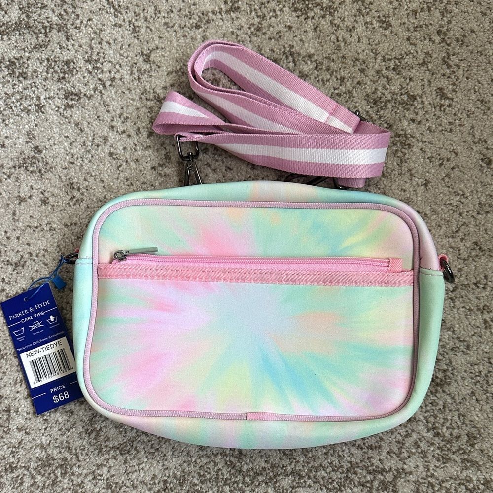 Parker & Hyde Neoprene Cellphone Crossbody Bag NWT